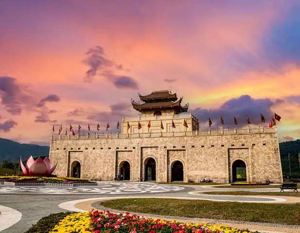 Xe Ô Tô Đi Yên Tư