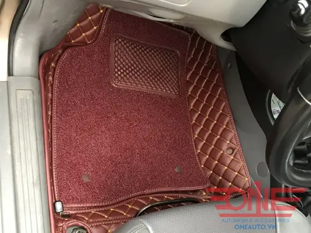 Anh-lap-dat-lot-san-o-to-deawoo-lacetti-ghe-tai