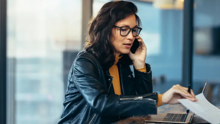 Trình Tự, Thủ Tục Đăng Ký Xe Ô Tô Mang Tên Cả Hai Vợ Chồng