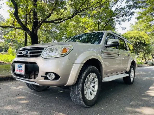 Everest Limited 2.5l At Máy Dầu 2014