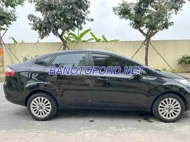 Cần Bán Xe Ford Fiesta 1.6 At Màu Đen 2011