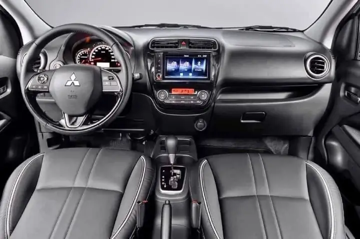 Thuộc Phân Khúc Sedan Hạng B, Dòng Xe Nhật Bản Mitsubishi Attrage Được Nhiều Người Săn Đón Nhờ Có Những Lợi Thế Về Thiết Kế Và Nhất Là Giá Bán Cực Mềm.