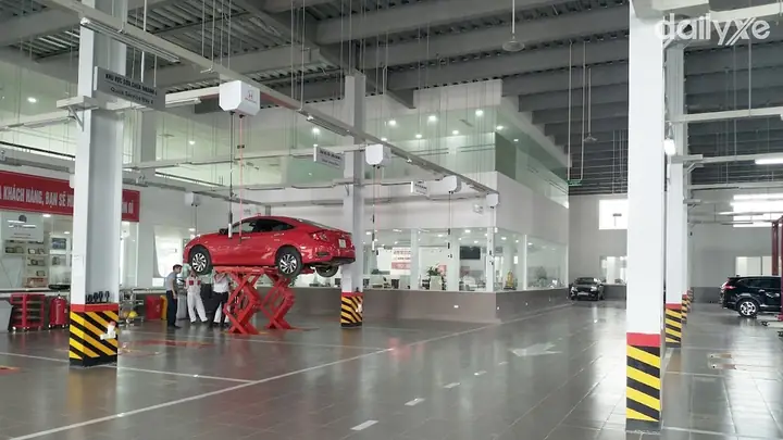 Xưởng Dịch Vụ