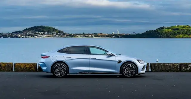 Xe Ô Tô Hàn Quốc Aqua: Có Mẫu Xe Này Thực Sự Tồn Tại?