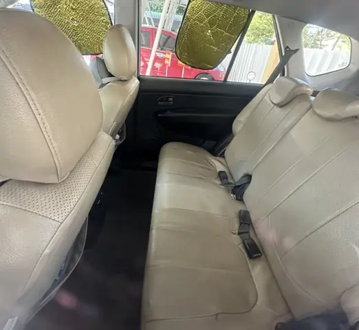 Xe Ô Tô Dùng Chung 07 Chỗ Ngồi; Nhãn Hiệu Kia Carens; Biển Kiểm Soát 92e-0959; Màu Sơn: Bạc; Số Khung: Rnyfg52129c005338; Số Máy: G4ka9h363114; Năm Sản Xuất/sử Dụng: 2009