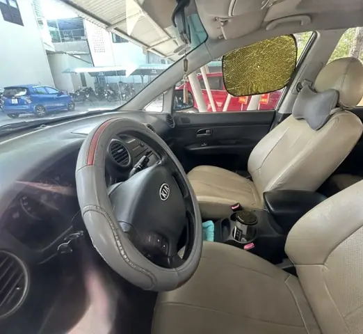 Xe Ô Tô Dùng Chung 07 Chỗ Ngồi; Nhãn Hiệu Kia Carens; Biển Kiểm Soát 92e-0959; Màu Sơn: Bạc; Số Khung: Rnyfg52129c005338; Số Máy: G4ka9h363114; Năm Sản Xuất/sử Dụng: 2009