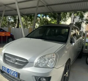 Xe Ô Tô Dùng Chung 07 Chỗ Ngồi; Nhãn Hiệu Kia Carens; Biển Kiểm Soát 92e-0959; Màu Sơn: Bạc; Số Khung: Rnyfg52129c005338; Số Máy: G4ka9h363114; Năm Sản Xuất/sử Dụng: 2009