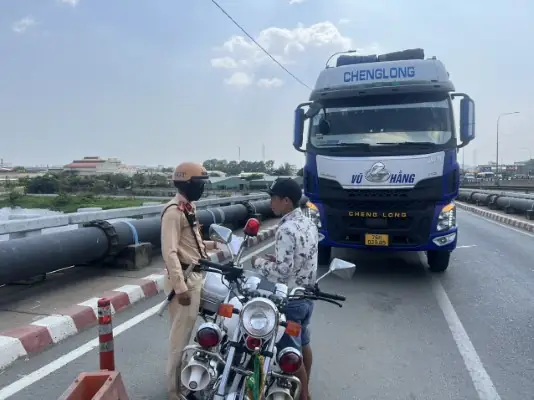 Xe Ô Tô Hỏng Đội