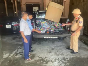 Đội Qltt Số 9: Tịch Thu, Tiêu Hủy 100 Vỉ Ô Tô Đồ Chơi Không Rõ Nguồn Gốc Xuất Xứ