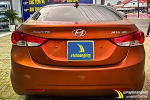 Quy Trình Dán Đổi Màu Nâu Mờ Hyundai Avante Chuyên Nghiệp Tại Hoàng Kim