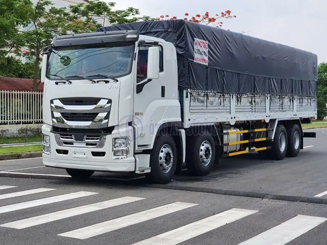 Ngoại Thất Isuzu Vm 4 Chân Đời 2020