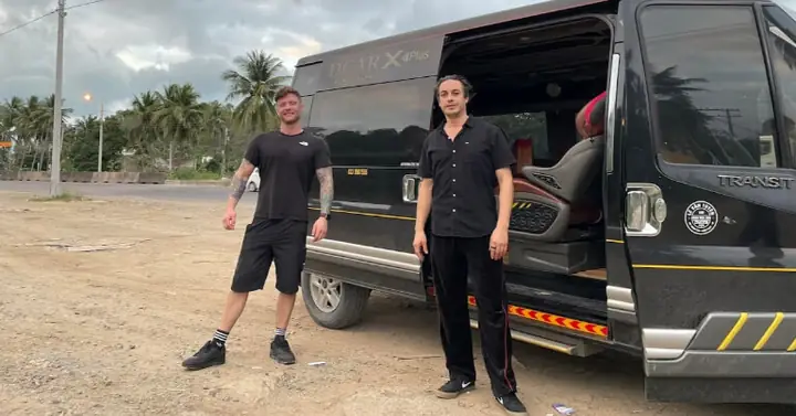 Xe Tiến Vượng Limousine