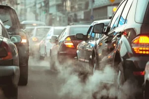 Giữa Động Cơ Xăng Và Động Cơ Diesel: Loại Nào Gây Ô Nhiễm Môi Trường Hơn?