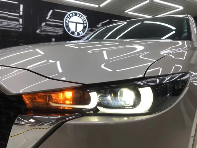 Xe Ô Tô Màu Vàng Cát Cx5