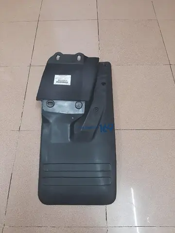 Phutung169chuyên Cung Cấp Chắn Bùn Bánh Sau Phải Mitsubishi Pajero V6300 Sản Xuất Chính Hãng Tại Thailand