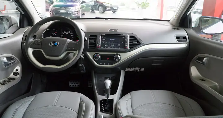 Xe Ô Tô Mới 400 Triệu Lăn Bánh