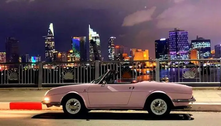 Tại Sao Nên Chọn Thuê Xe Mui Trần Fiat Spider 850 Tại Bờm Parking&care?