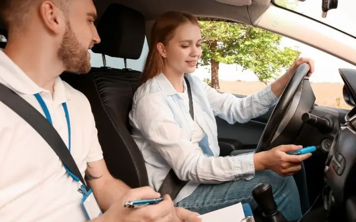 Điều Kiện Học Bằng Lái Xe Ở Mỹ