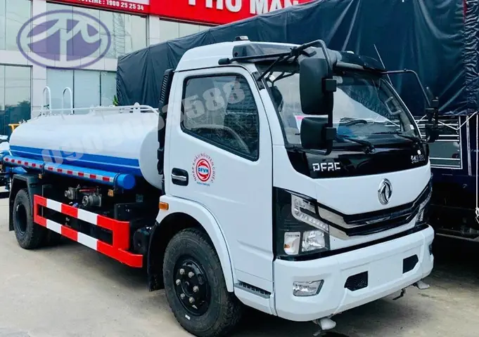 Xe Phun Nước Rửa Đường