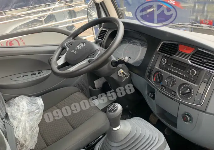 Xe Phun Nước Rửa Đường