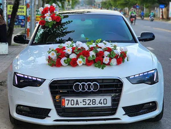 Quy Trình Thuê Hoa Giả Trang Trí Xe Ô Tô Rước Dâu Quy Trình Thuê Hoa Giả Trang Trí Xe Ô Tô Rước Dâu