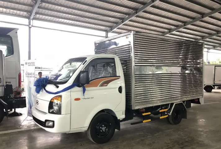 Bạn Nên Chọn Ô Tô Số Sàn Khi Cần Mua Xe Cho Mục Đích Kinh Doanh, Dịch Vụ Vận Tải