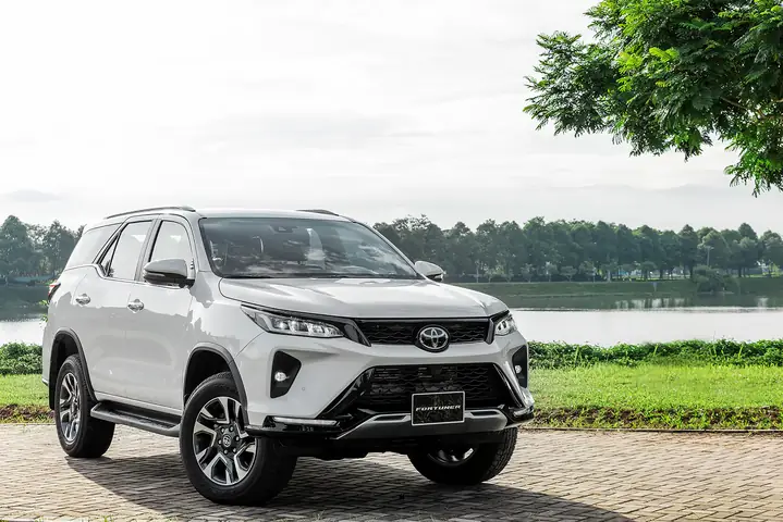Xe 7 Chỗ Suv Cũ
