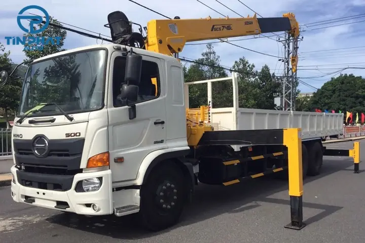 Ưu Điểm Vượt Trội Của Xe Tải Hino 3 Chân Gắn Cẩu Soosan 8 Tấn - Scs746