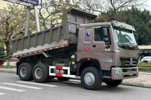 Đánh Giá Chi Tiết Xe Ben Howo 3 Chân Kiểu Thùng Hyundai (hd)