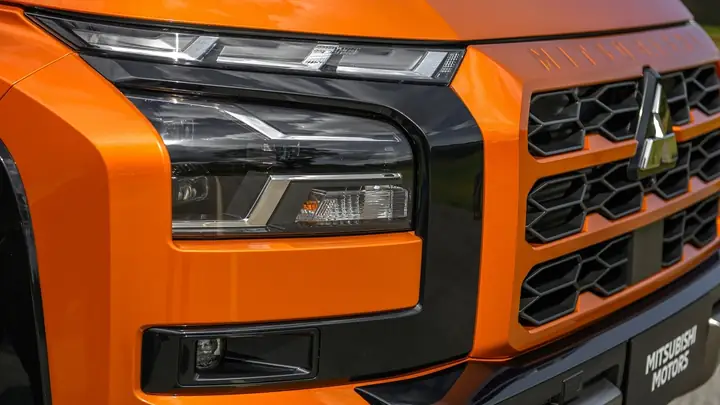 Ngoại Thất Của New Mitsubishi Triton