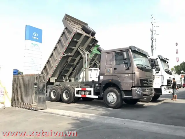 Giới Thiệu Xe Tải Ben Howo 3 Chân