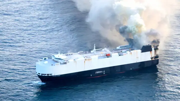 Xe Điện - Ảnh 1.