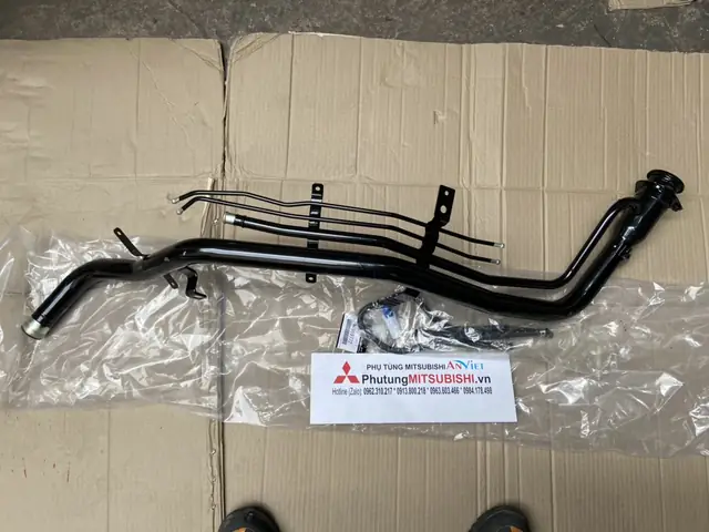 Một Số Lưu Ý Khi Chọn Mua Cổ Đổ Nhiên Liệu Xe Mitsubishi Pajero Ngân Hàng, Chở Tiền, V73 Hàngchính Hãng: