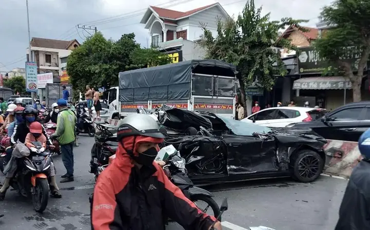 Vụ Ô Tô Tông Hai Mẹ Con Chết Ở Bình Tân: Ai Đứng Tên Xe? - Ảnh 2.