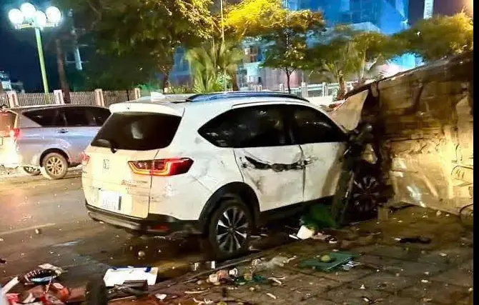 Liên Hoàn - Ảnh 1.