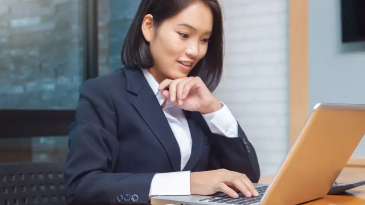 15- Nhà Xe Khách Là Thiềm