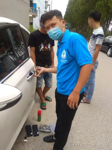 🚗 Khóa Đoàn Thủy – Chuyên Gia Mở Khóa Ô Tô, Xe Máy Uy Tín 🚗