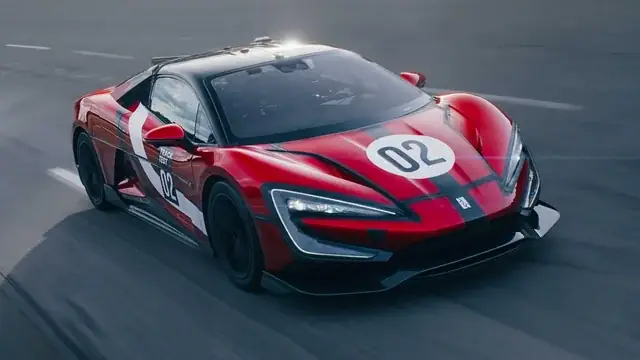 Rủi Ro Và Quy Tắc Khi Xe Ô Tô Vào Đường Đua Marathon