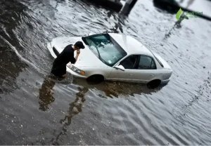 Nguyên Nhân Khiến Xe Máy, Ô Tô Rửa Xe Bị Vô Nước