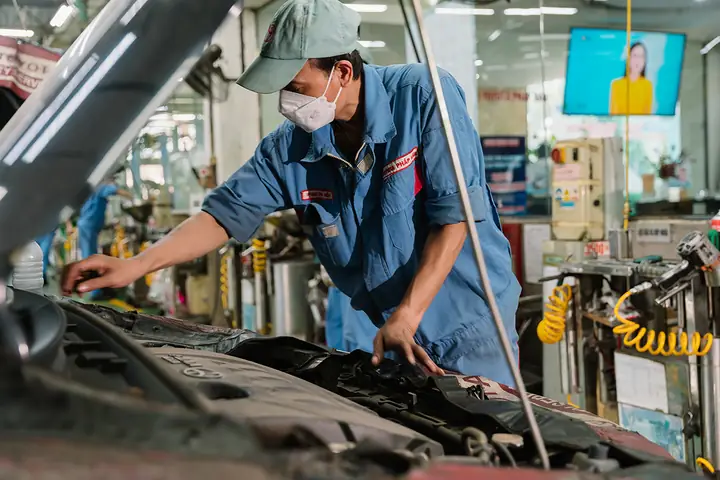 Dáº¥u Hiá»u Äêì Nháº­n Biáº¿t Áº¯c Quy Ô Tô Háº¿t Äiá»n Môì£t Caìch Sá»m Nhâìt