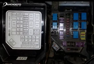 Mỗi Thiết Bị Trên Ô Tô Đều Có Cầu Chì Riêng Với Ký Hiệu Nhận Biết Riêng