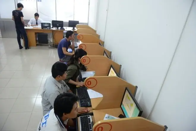 405 Câu Hỏi Thi Trắc Nghiệm Lái Xe Ô Tô: Nền Tảng Vững Chắc Cho Kỳ Thi Sát Hạch