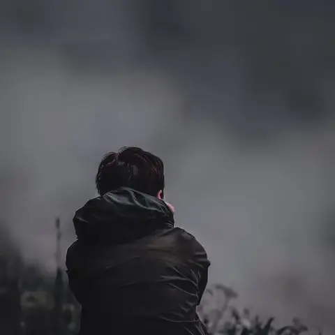 Ảnh Avatar Nam Buồn: Thể Hiện Sự Kiềm Nén Và Nội Tâm