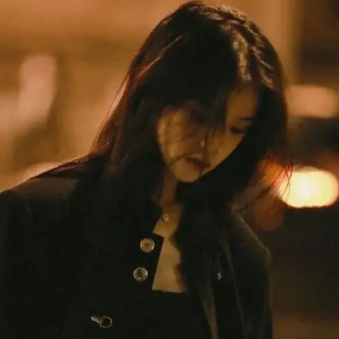 Ảnh Avatar Nữ Siêu Deep: Phản Chiếu Sự Nhạy Cảm Sâu Sắc