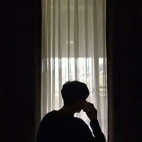 Ảnh Avatar Nam Buồn: Thể Hiện Sự Kiềm Nén Và Nội Tâm