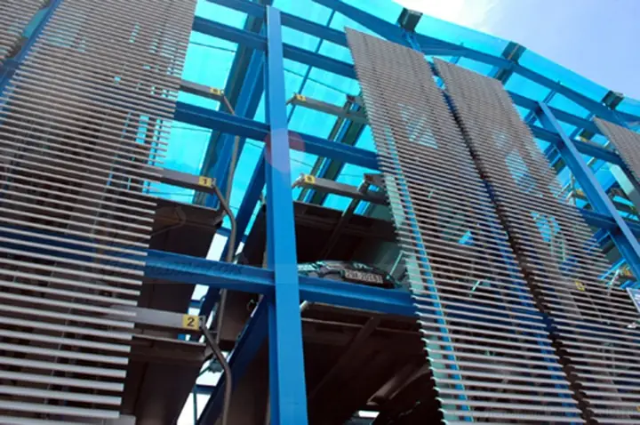 Bãi Đỗ Xe Tự Động – 32 Nguyễn Công Trứ.