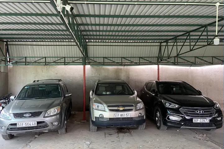 Bãi Giữ Xe Ô Tô Quận 7