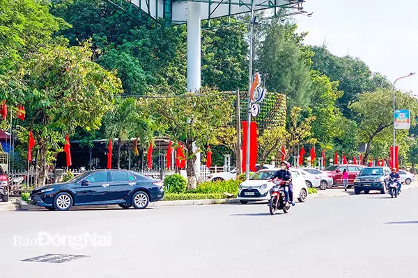 Bãi Giữ Xe Ô Tô Biên Hòa: Cẩm Nang Toàn Tập Về Giá Cả, Loại Hình Và Cách Chọn Nơi An Toàn