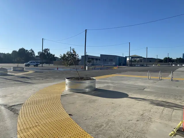 Top 7 Bãi Giữ Xe Ô Tô Quận 2 Uy Tín, An Toàn Nhất Hiện Nay