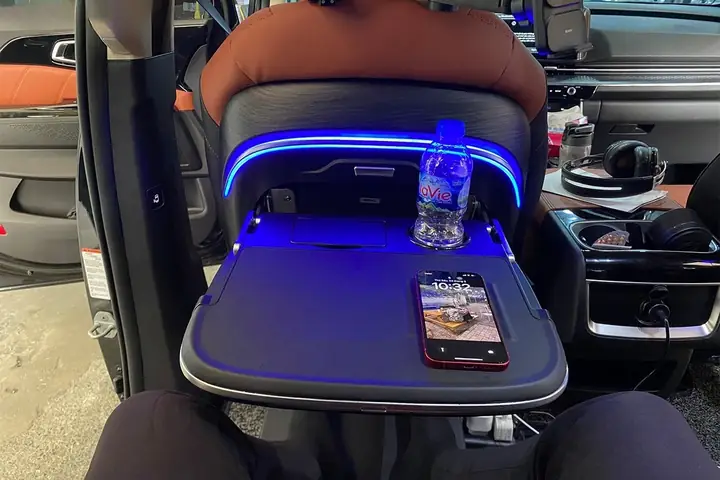 Bàn Làm Việc Cố Định Vào Lưng Ghế Xe